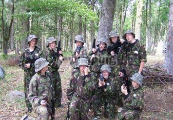 Laser Tag outdoors /tb_Laser tag team.jpg